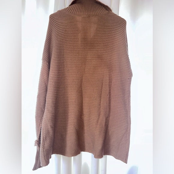 🆕HEYSON PLUSH COLLAR SWEATER🆕 - Picture 7 of 8